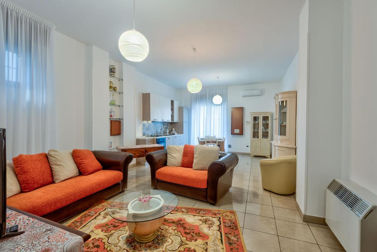 Casa Vacanza Binario 35 Ceglie Messapica Esterno foto